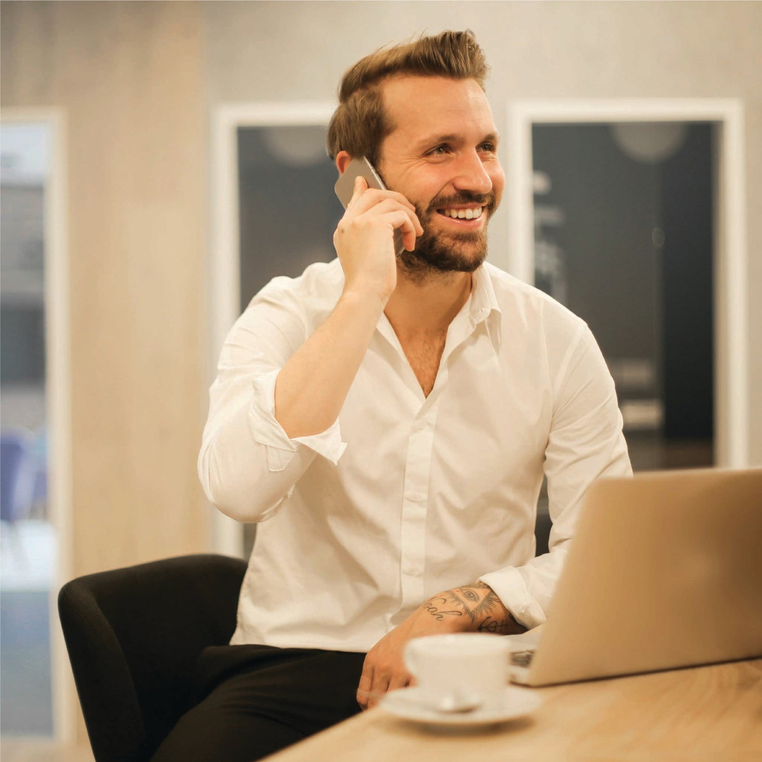 Business-man-on-phone